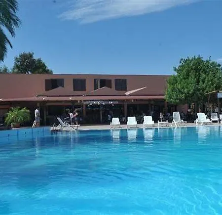 Villaggio Torre Del Faro Tatil parkı Scanzano Jonico