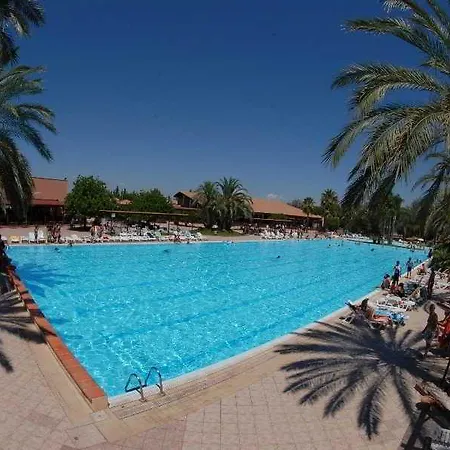 Villaggio Torre Del Faro Tatil parkı Scanzano Jonico